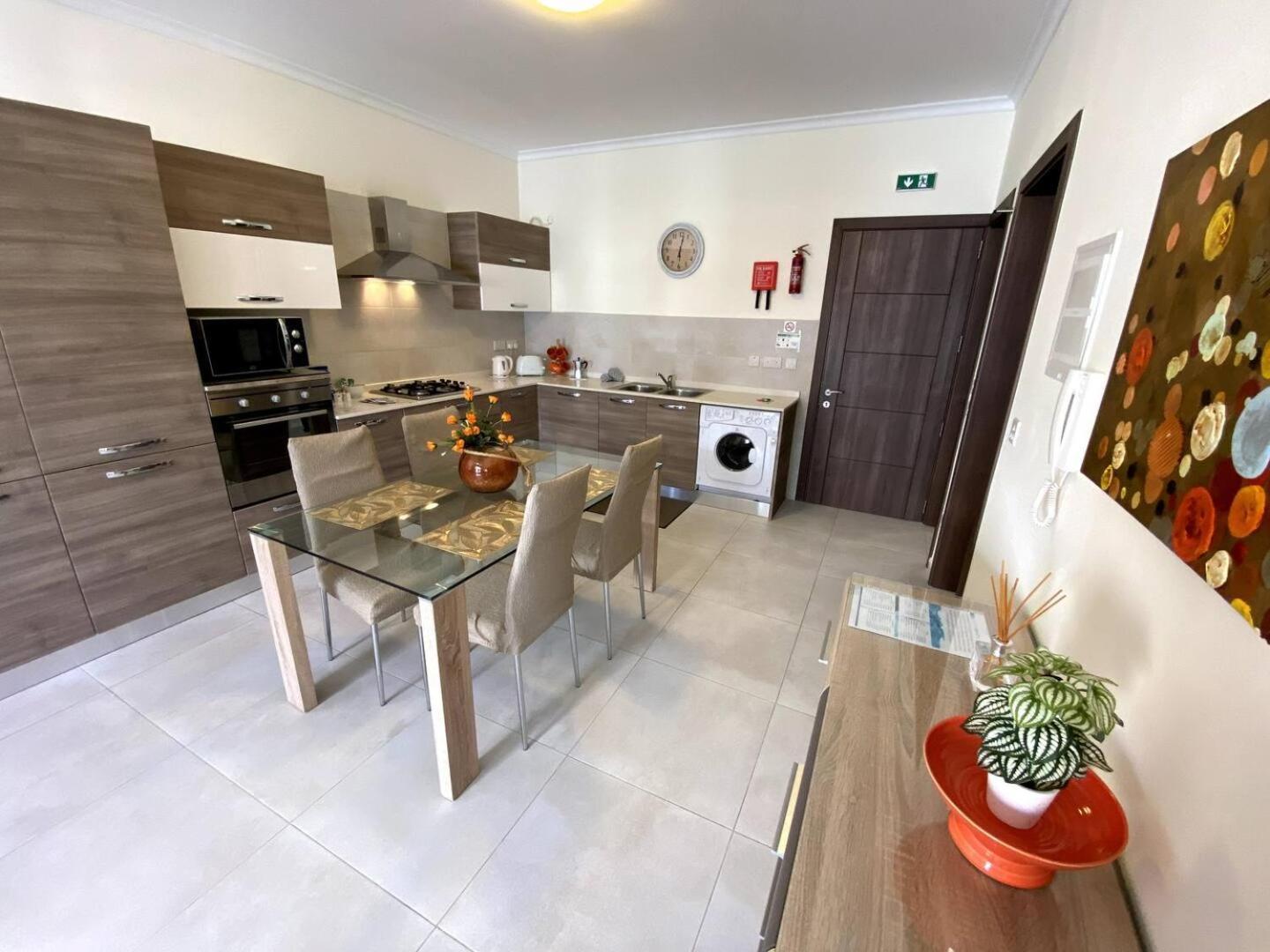 Cara Flats By Homely Mellieħa Extérieur photo